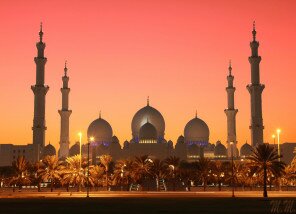 sheikh_zayed_grand_mosque_by_macinecko-d4m7xmu